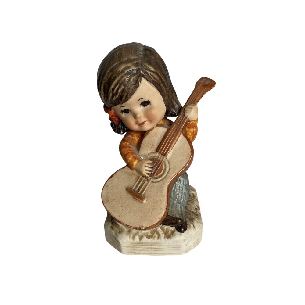 Vtg 1971 Moppets Fran Mar Japan Sweet MOD Girl Playing Guitar Ceramic Figurine